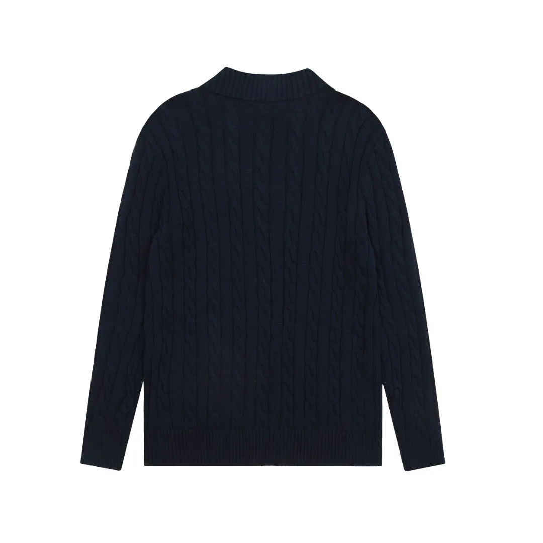 🅿️250 "Top quality" Style number: DS014# [Ralph Lauren half-zip solid color pony embroidered logo twist knitted sweater] ✅Ralph Lauren half-zip classic basic versatile unisex couple pullover sweater ✅Main supplier platform live broadcast Wholesale entity Replenish when out of stock Not removed from shelves ✅ZP quality 1:1 version Scan the code to enter the GF website Counter quality ✅Detailed quality The only one in Guangzhou Imported quality cotton yarn, focusing on high-end, cost-effective, good quality needless to say ✅The version is restored to the original order, the maximum size can be worn up to 200 pounds, loose, comfortable and stress-free ✅The upper body is simple and easy to match, ootd must-have style, good-looking clothes are never picky, a must-have wardrobe recommendation Size: S-XL Color: Navy blue, off-white, black, gray, khaki, light blue, yellow, pink, olive green, Chinese red